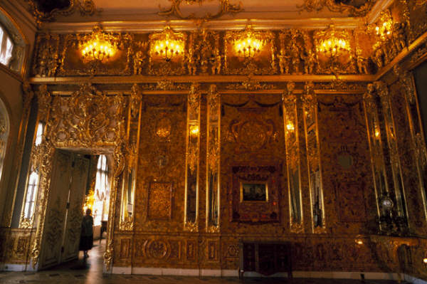 Amber room at the Catherine Palace in Pushkin