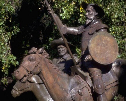 A sculpture of Don Quixote and Sancho Panza