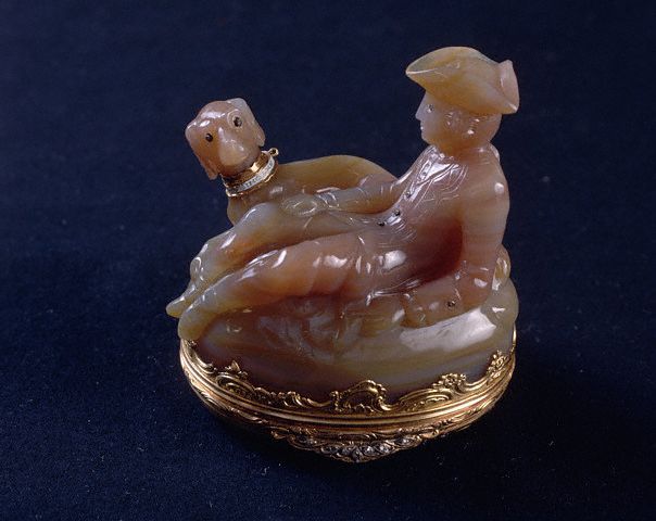 Agate and Gold Snuffbox 1760